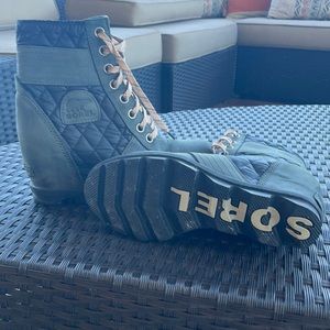 Sorel Joan of Arctic wedge size 9